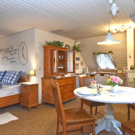 Attraktive In Franken Mit Garten דירה *