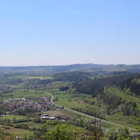 Attraktive In Franken Mit Garten *