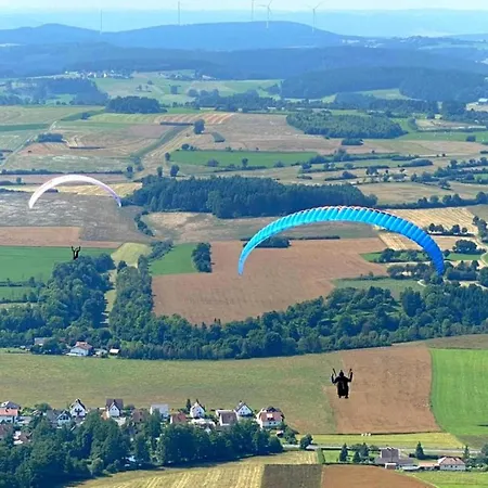 Attraktive In Franken Mit Garten דירה
